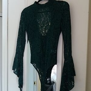 Bell Sleeved Lace Hunter Green Bodysuit